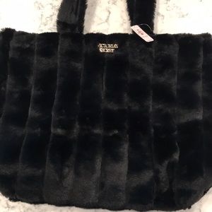 Victoria’s Secret tote